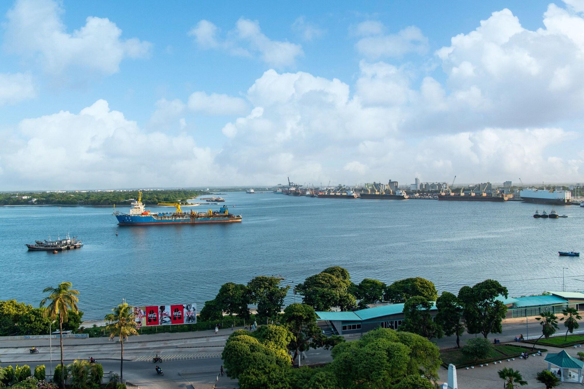 Four Points By Sheraton Dar Es Salaam New Africa Exterior foto
