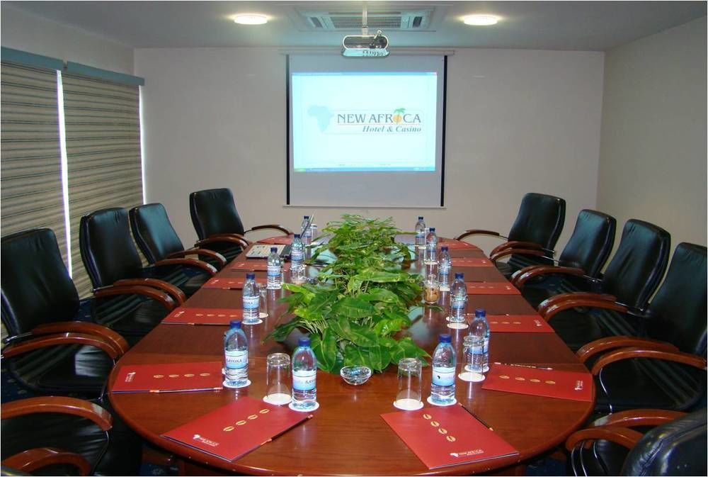 Four Points By Sheraton Dar Es Salaam New Africa Exterior foto